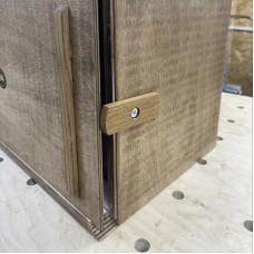 Ящик «Угадай, что внутри» с одним отверстием